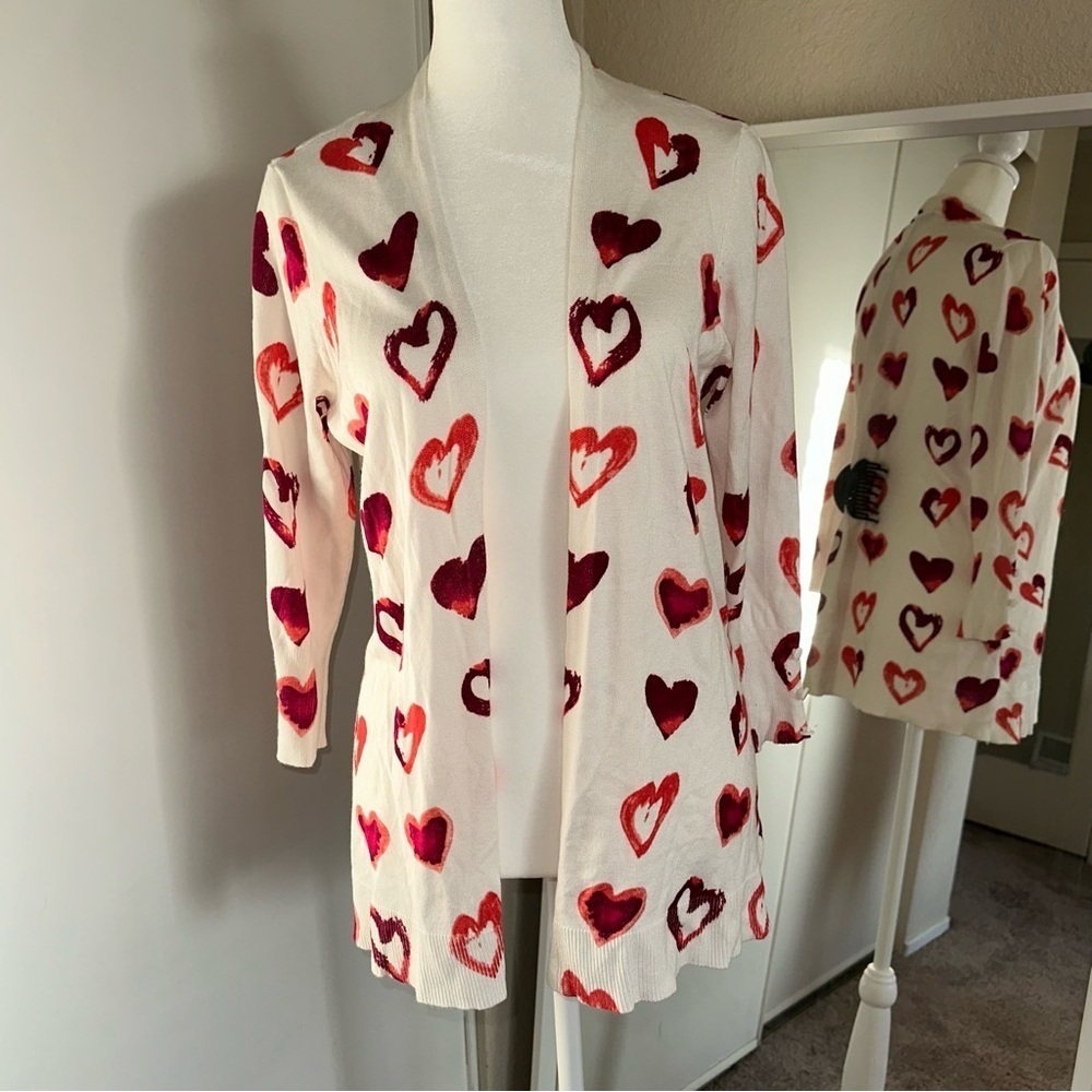 Heart Pattern Cardigan lightweight sweater open front size Medium
